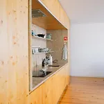 Samesame Living * Лісабон