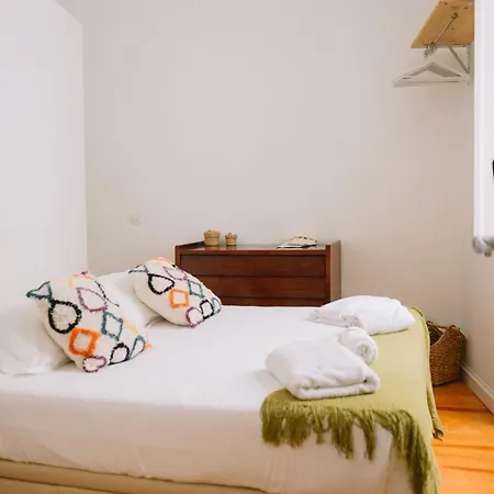 Samesame Living Лісабон