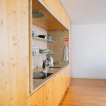 Samesame Living * Лісабон